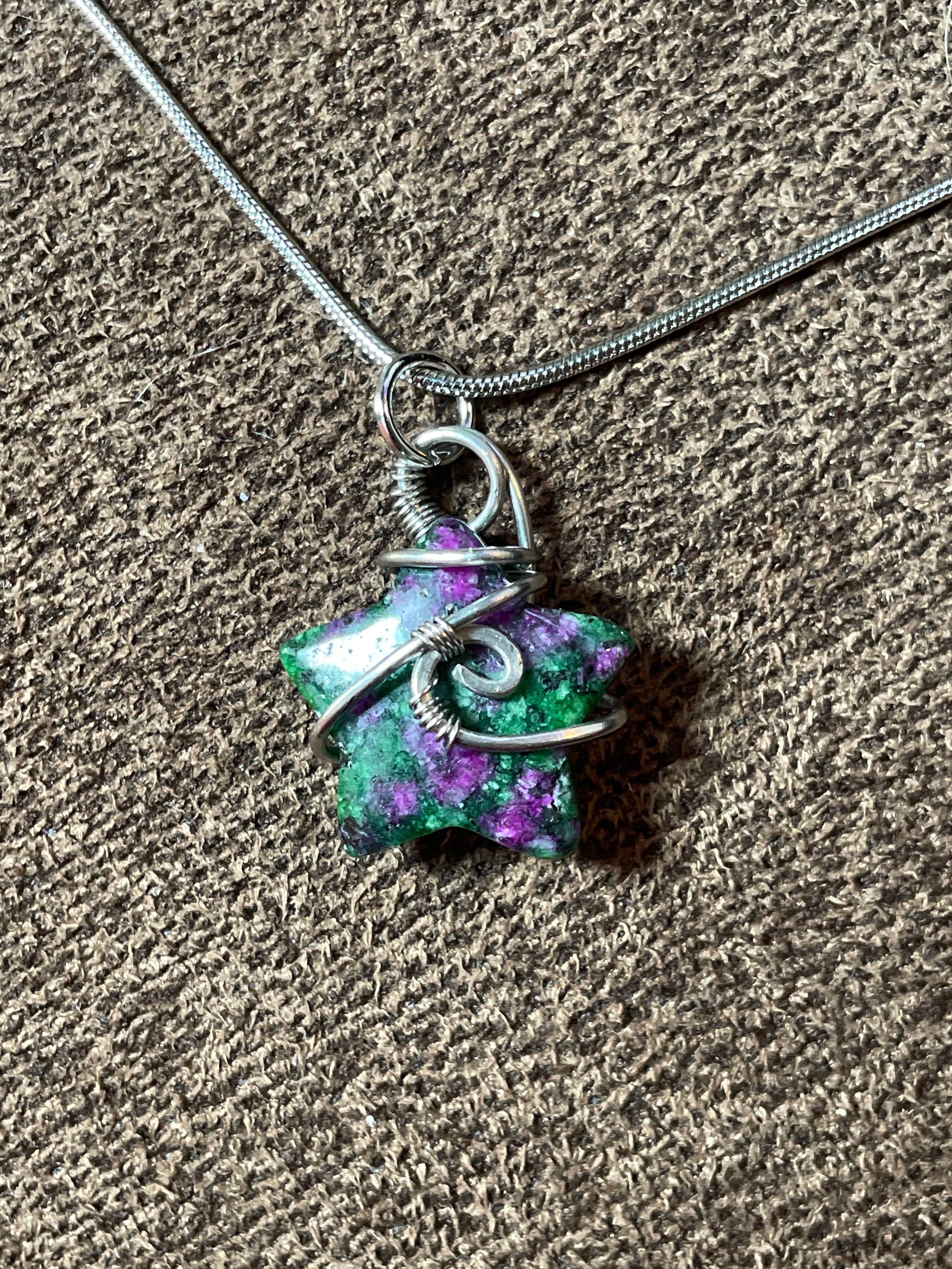 Star Shaped Stone Wire Wraps | Hand-Wrapped | Little Stone Raven
